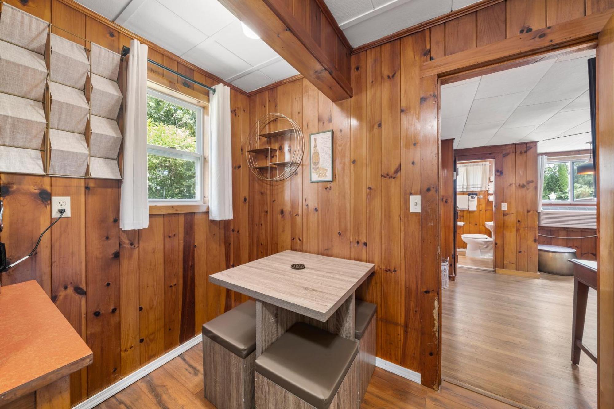 Cedarwood Inn Hendersonville Kültér fotó