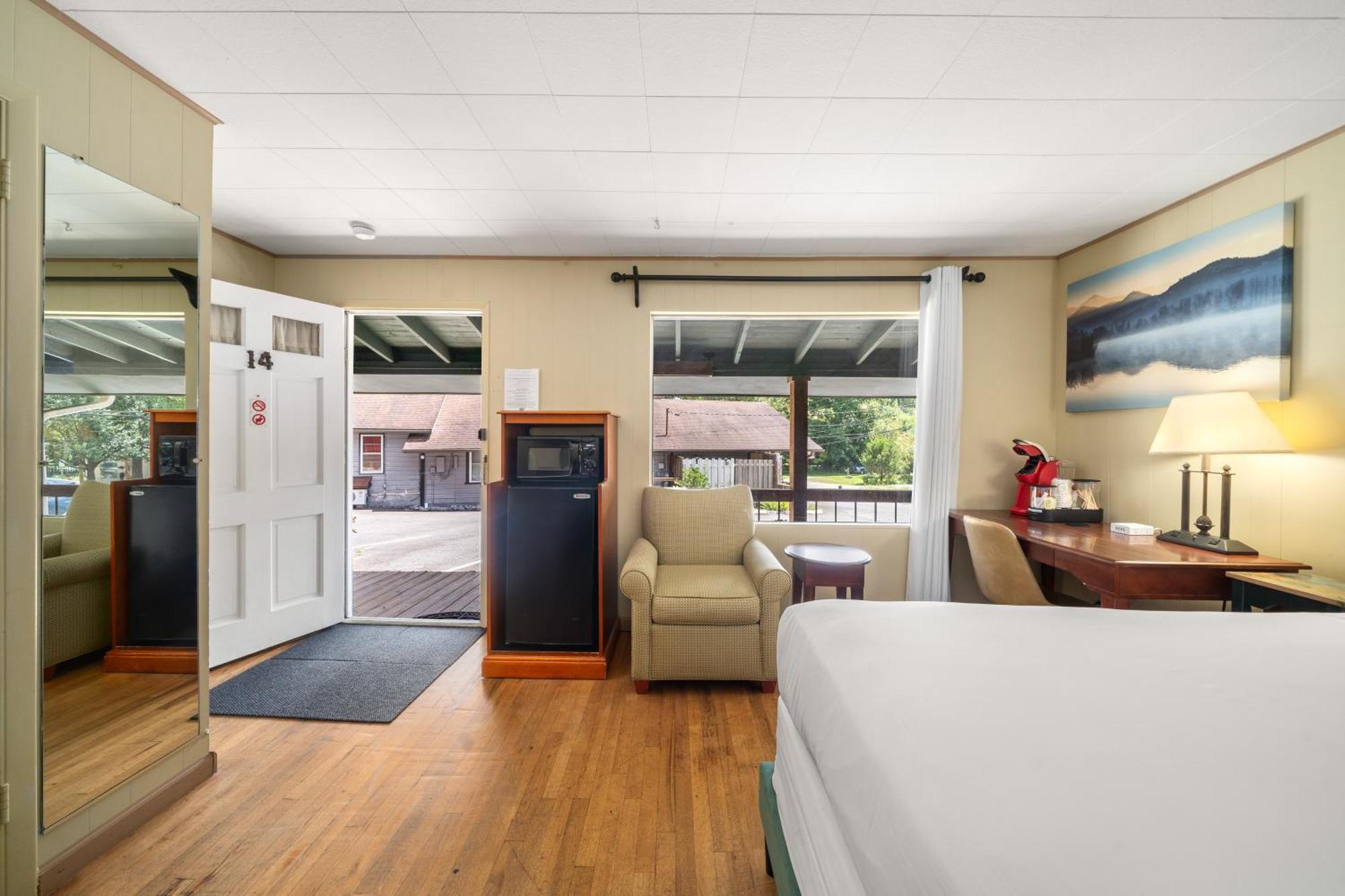 Cedarwood Inn Hendersonville Kültér fotó