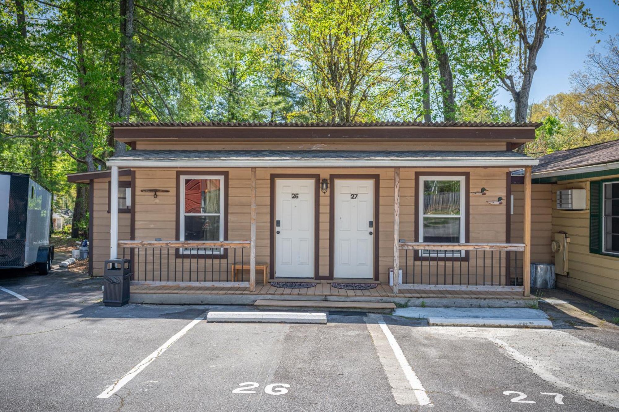 Cedarwood Inn Hendersonville Kültér fotó